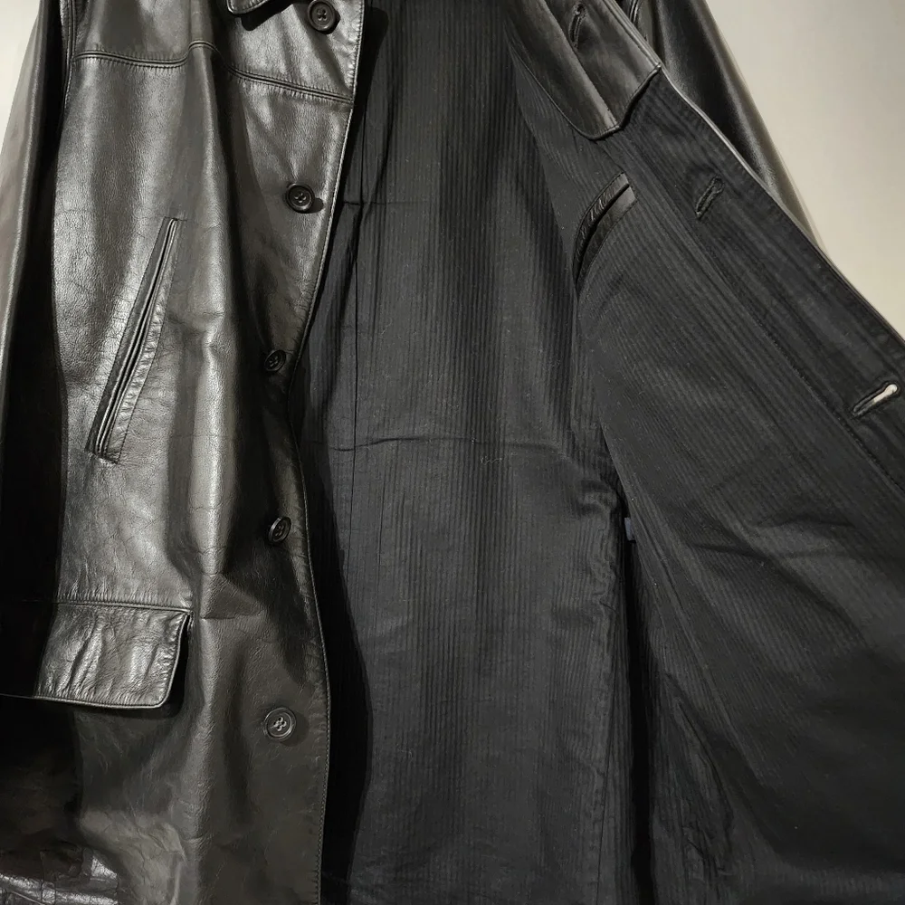 Banana Republic Vintage Men's Black Leather Jacket - XL - Picture 8 of 10